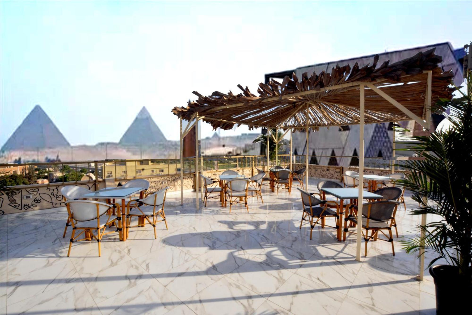 Topview Pyramids And Museum Nazlat as Sammān Dış mekan fotoğraf